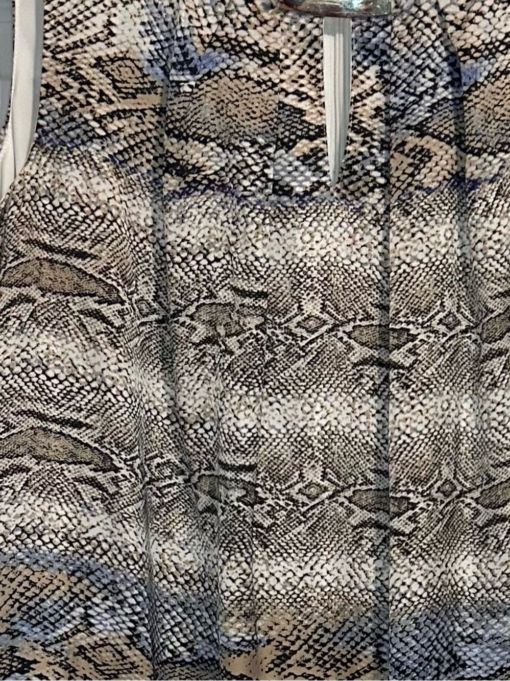 Dana Buchman Sleeveless Snake-Print Shift Dress in Blue, Tan, White - Picture 4 of 8
